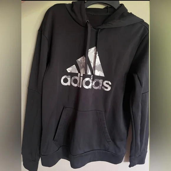 Adidas sweater/hoodie - Picture 1 of 2